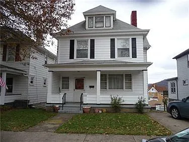 835 7th Ave photo 1