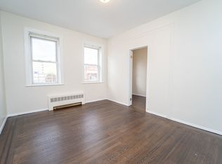 25-47 41st St #2R, Astoria, NY 11103