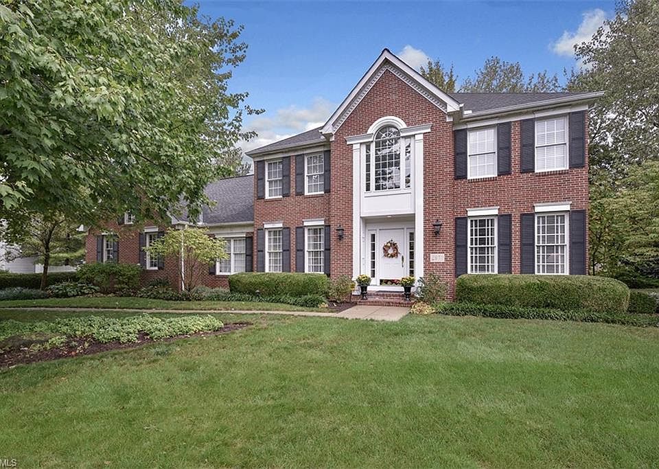 1st image of 2671 Broadmore Ln