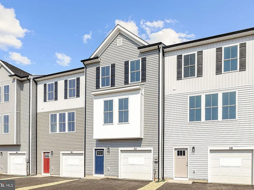 36 Marineris Cir