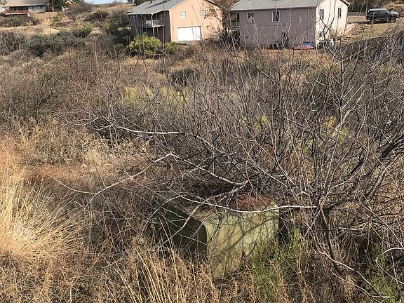 5th image of 1327 E Sunset Cir