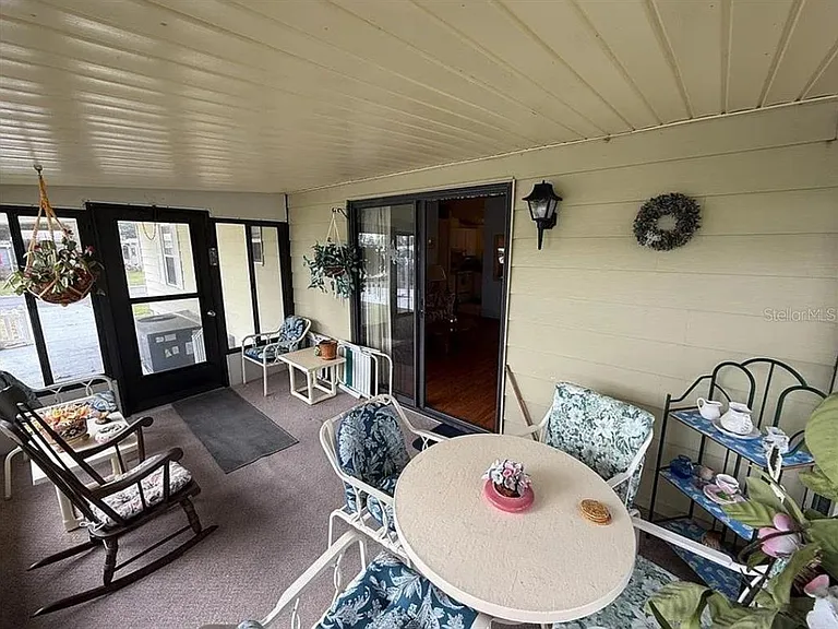 1532 W Schwartz Blvd — Photo 5