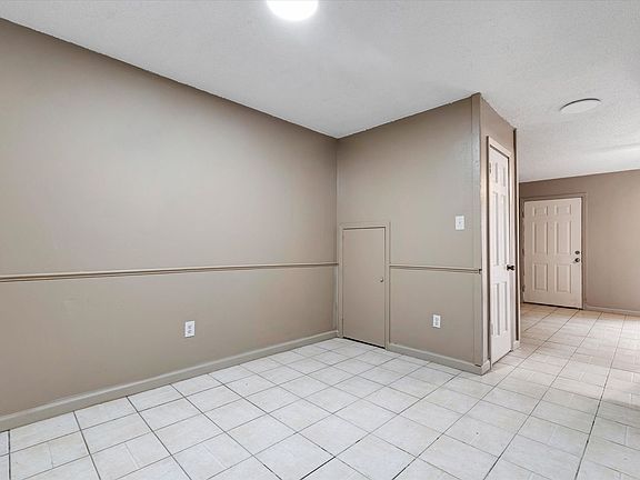 4th image of 1803-1835 Cedar Heights Dr #1813