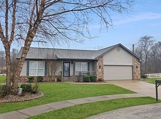 406 Prefontaine Ct, Lebanon, IL 62254