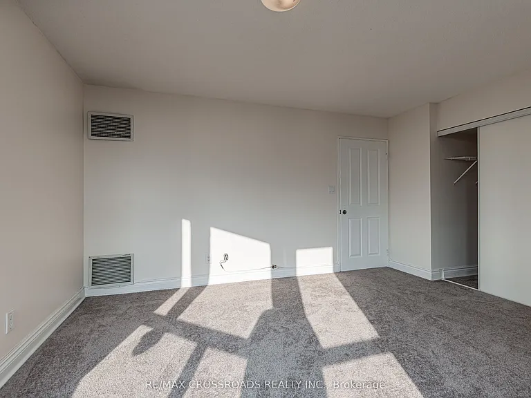 88 Corporate Dr #1714 — Photo 23