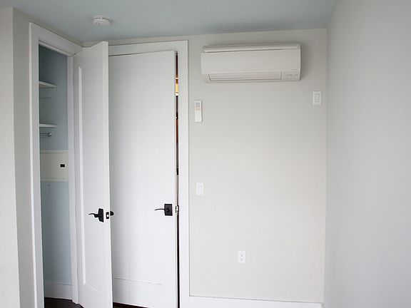 5th image of 690 Bushwick Ave #3L
