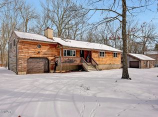 141 Constitution Dr, Lackawaxen, PA 18435