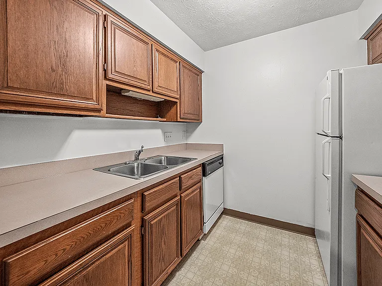 Plenty of Cabinet Space!