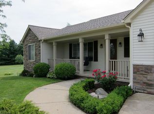 1870 Deer Run Ln, Leonard, MI 48367