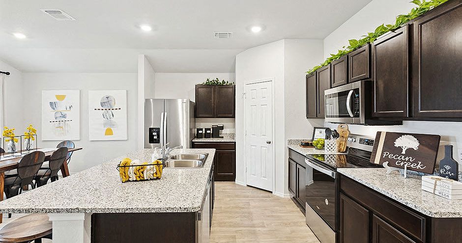 1st image of 1418 Eaton Dr #1088516