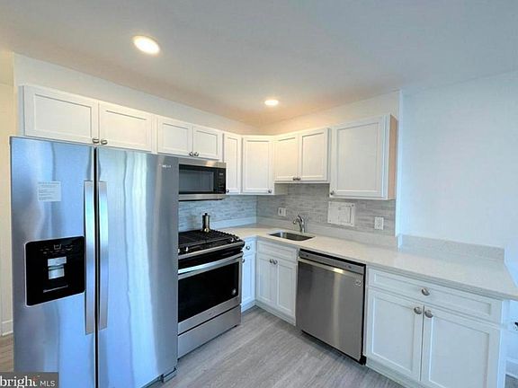 2nd image of 6631 Wakefield Dr APT 701