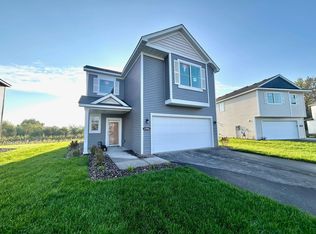 15941 Finale Ct N, Hugo, MN 55038