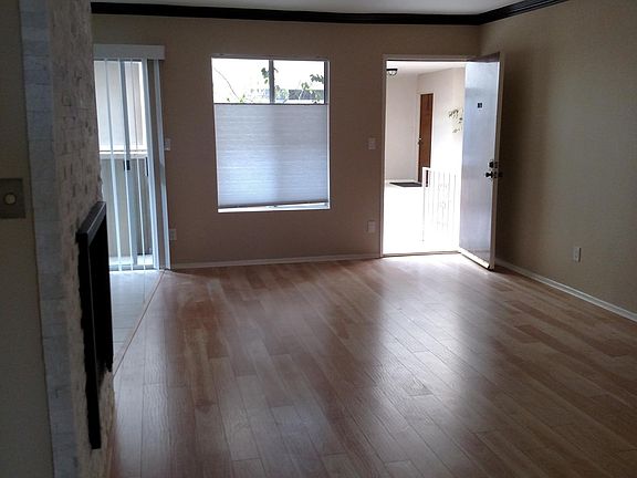 4th image of 1114 Euclid St APT 109