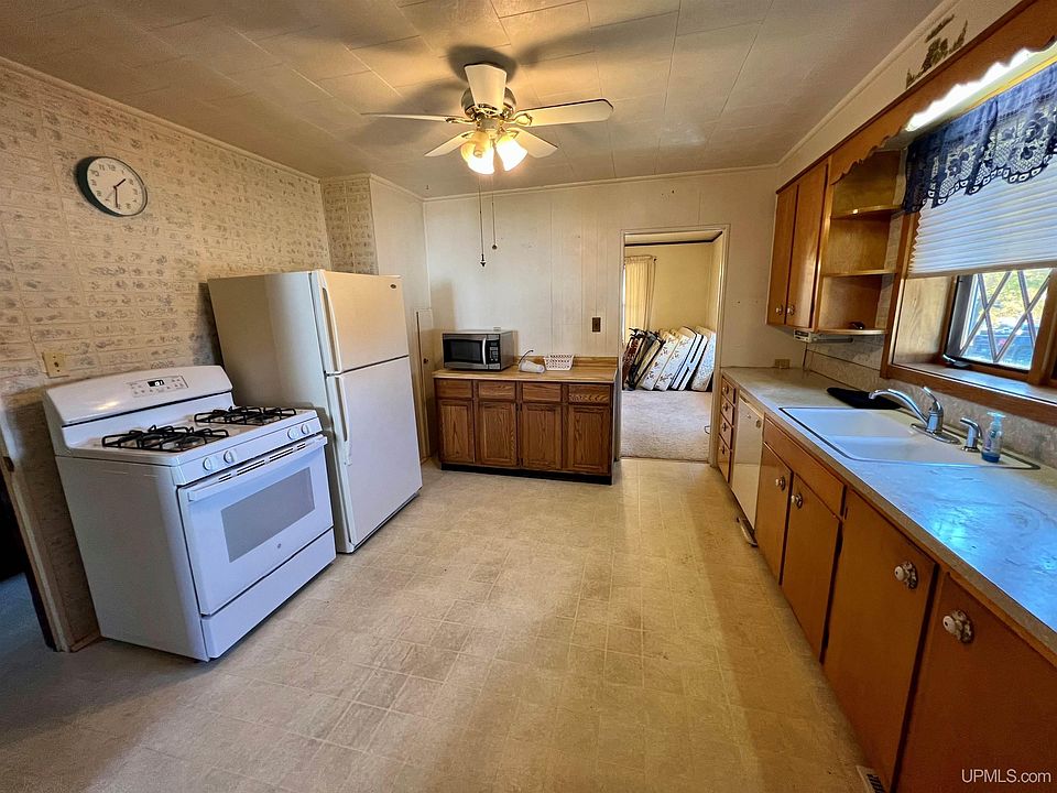 1306 Harrison Ave, Crystal Falls, MI 49920 Zillow