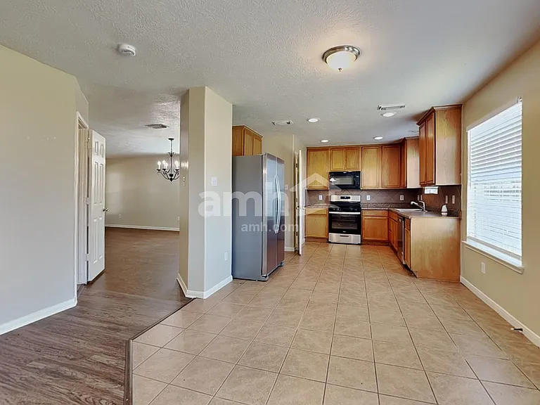 9031 Ferndale View Dr — Photo 4