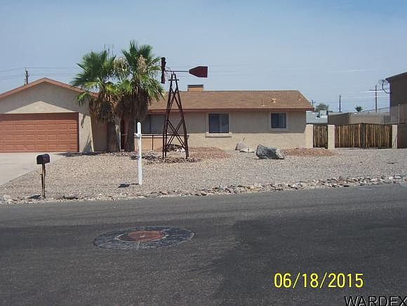1st image of 3405 Desert Dr