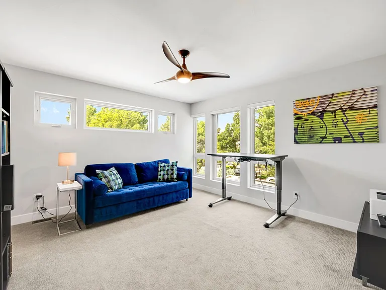 3524 Mariposa St — Photo 20