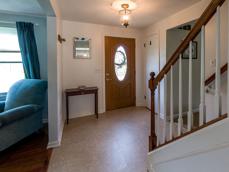 720 Finchingfield Ln, ster, NY 14580 Zillow