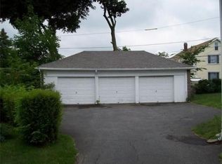 54 Ames St, Worcester, MA 01604