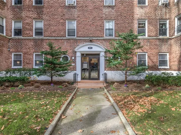 821 Bronx River Road #5B, Yonkers, NY 10708