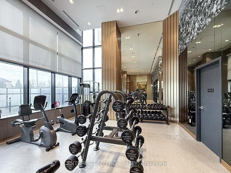 395 Dundas St W #Penthouse 02 — Photo 36