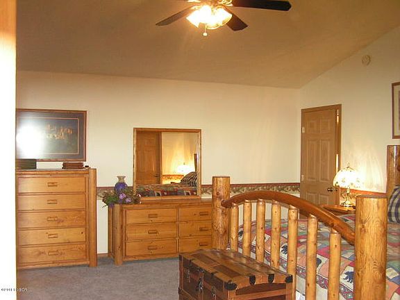 5th image of 1575 Winsett Way