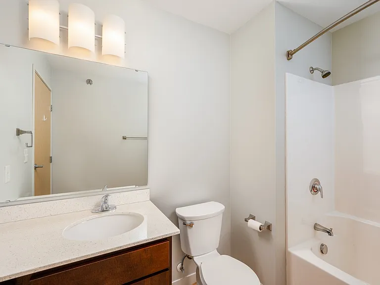 7. Agz 3bd_Bath 7. Agz 3bd_Bath