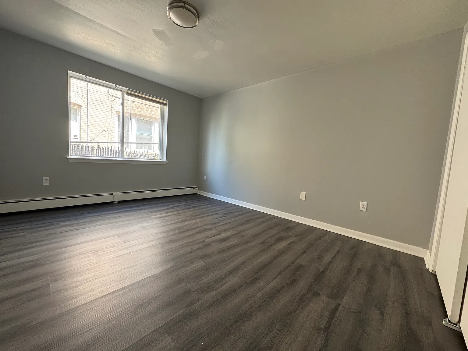 2 bed, 800 sqft, $1,425 — Photo 4