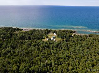 1439 Harvey Goudreau Rd, Gulliver, MI 49840