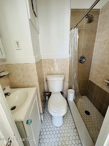 5th image of 361 Washington Avenue Avenue