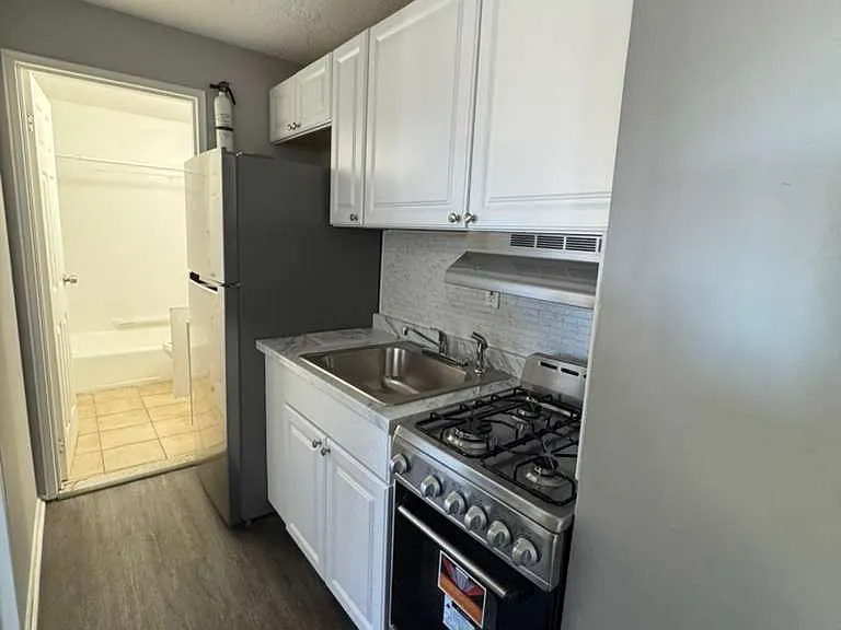 129 Black Rock Ave #24 — Photo 1