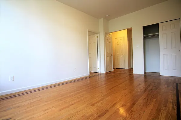 Rented by JK Dansar Corp | media 17