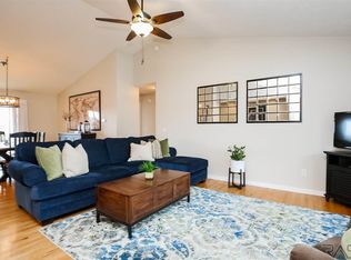 4923 S Ash Grove Ave, Sioux Falls, SD 57108