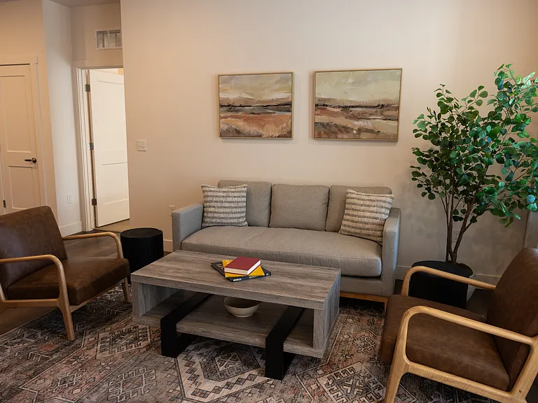 2025 E Carlson St #F204 — Photo 5