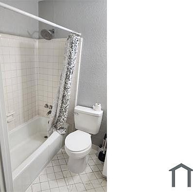 5th image of 9127 Spyglass Pl APT B