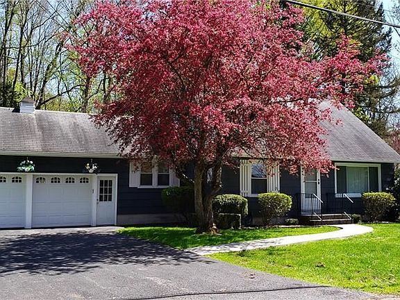 2nd image of 101 Green Acres Dr