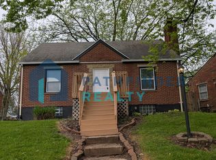 4202 Larchmont Dr, Dayton, OH 45417