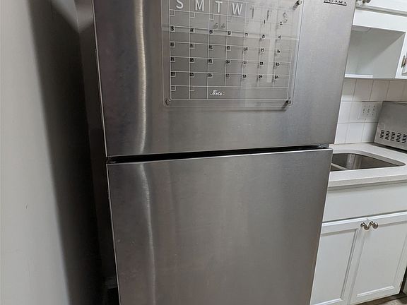 5th image of 6528 Chaprice Ln