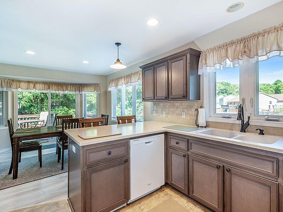 4th image of 1477 Mulligan Dr SW