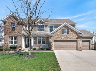 18079 Clare Ct, Strongsville, OH 44149