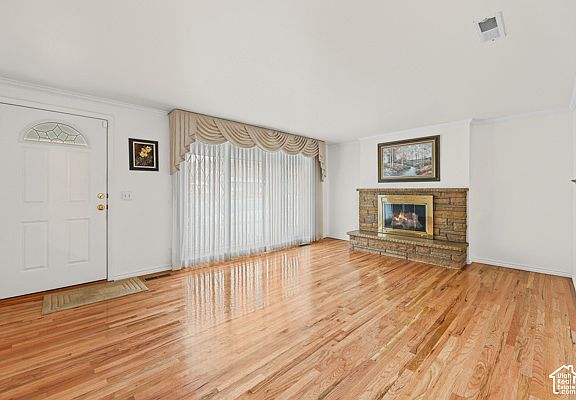 4th image of 354 Fairlane Dr