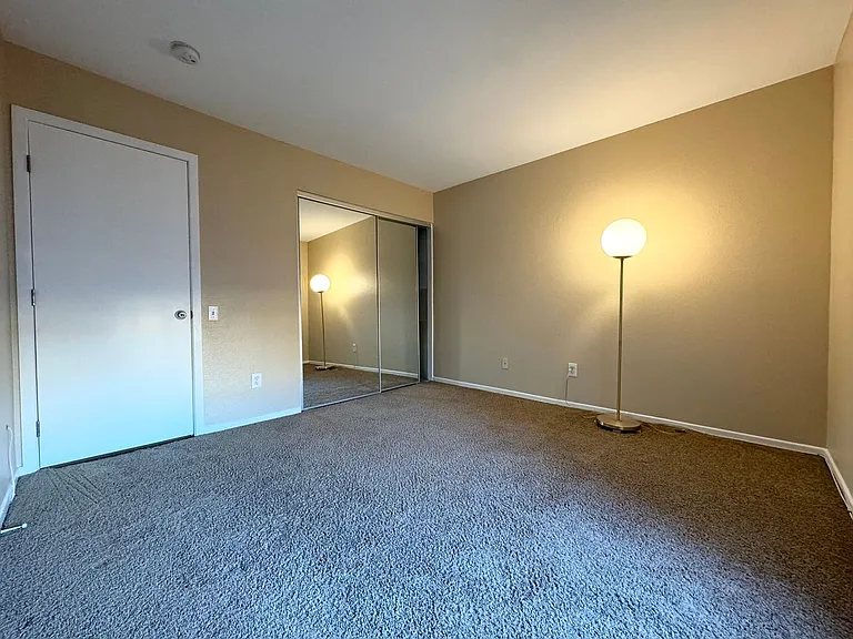 45546 Aladdin St #D201 — Photo 8