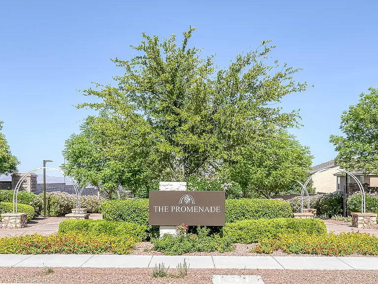10847 Iona Island Ave — Photo 42