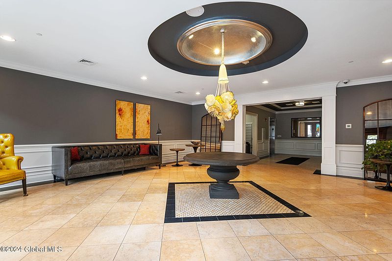 4th image of 70 Railroad Place #202