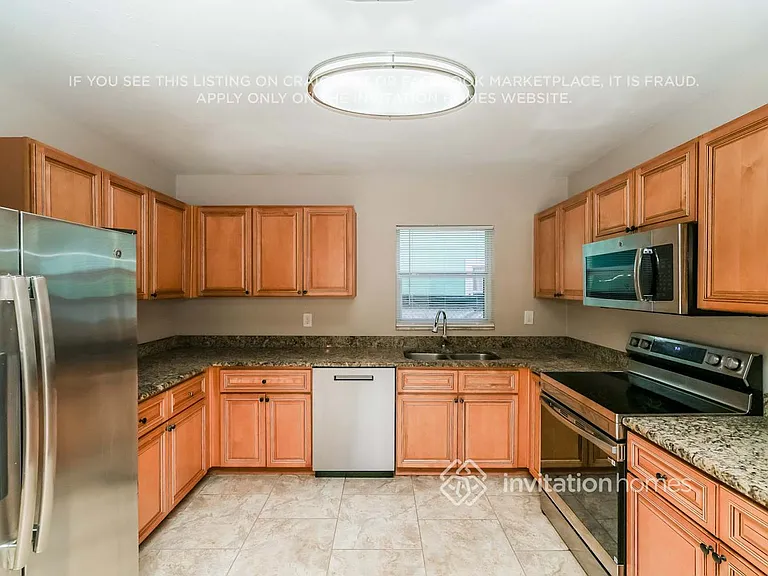 3704 N Clearfield Ave — Photo 6