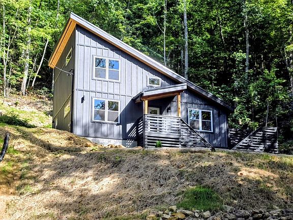 3rd image of 2716 Mountain Blvd Lot 104