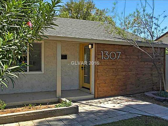 2nd image of 1307 Darmak Dr