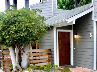 186 Santa Isabel Ave #B, Costa Mesa, CA 92627