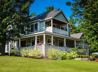 1628 S Maple Bluffs Ct, Suttons Bay, MI 49682