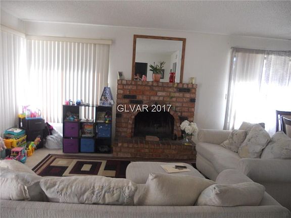 3rd image of 4850 Welter Ave